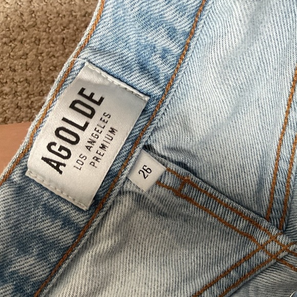 Agolde Distressed Raw Hem Shorts Size 26 Light Wash - Picture 6 of 9